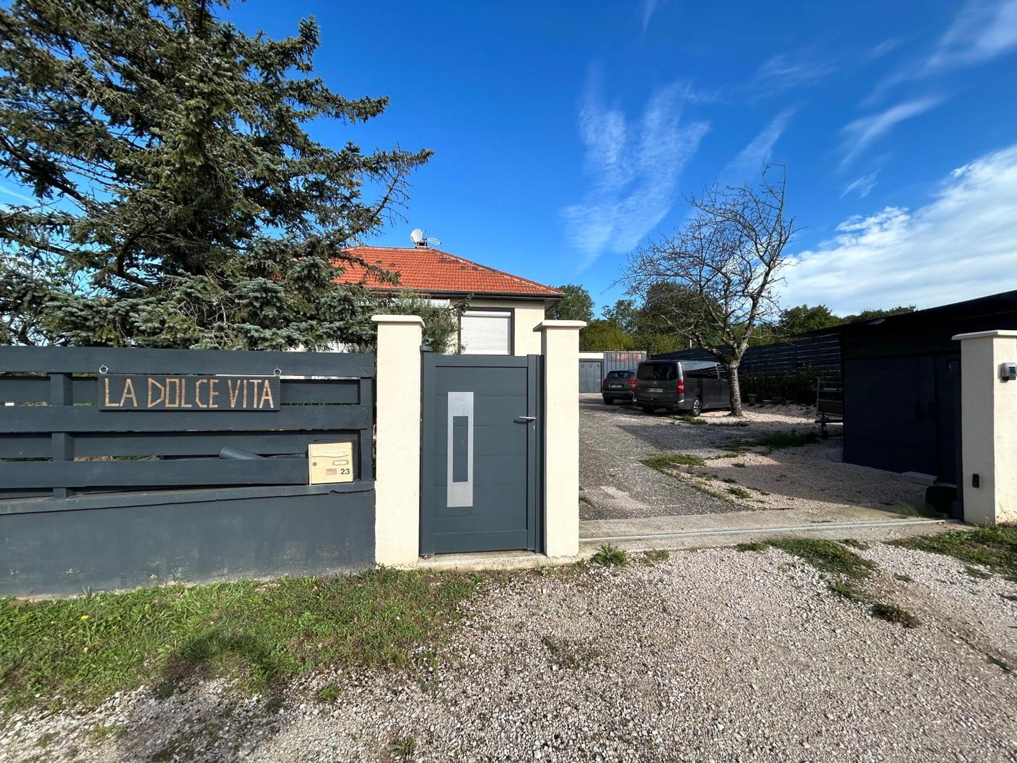La Dolce Vita Saint-Seine-en-Bache ภายนอก รูปภาพ
